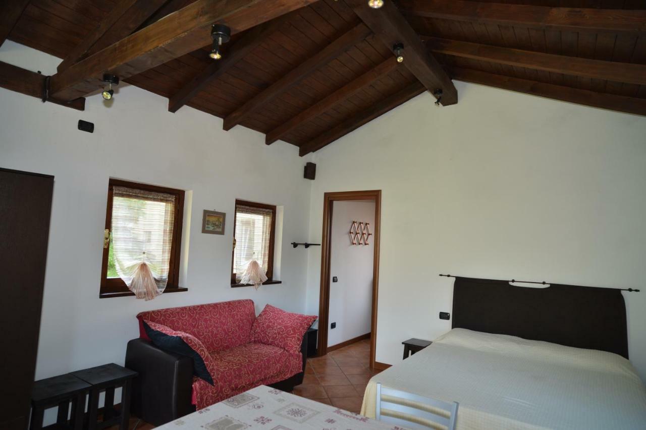 Il Basciutin Apartamento Pettenasco Exterior foto
